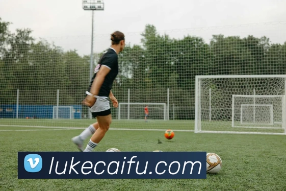 英超积分榜曼城领跑阿森纳紧追欧战席位争夺升温